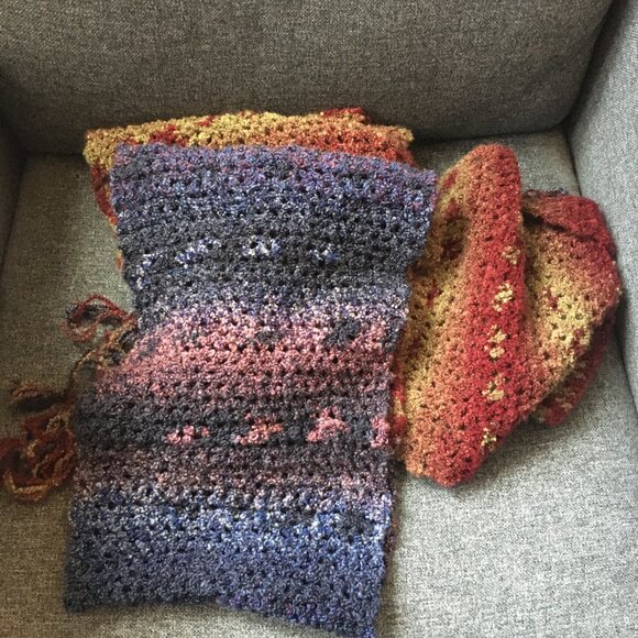 Hand Crocheted Red Tan Purple Pink Blue Boucle Extra Long Net Fringed Scarf - Picture 12 of 15